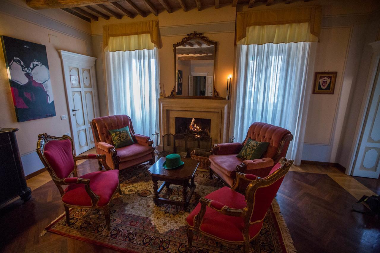 קמפיליה מריטימה Borgo Agli Scudi Suite&Breakfast מראה חיצוני תמונה